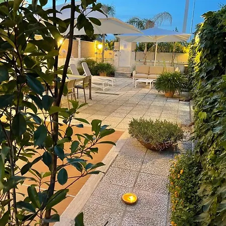 Ada Villa